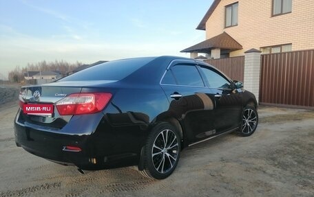 Toyota Camry, 2013 год, 1 900 000 рублей, 6 фотография