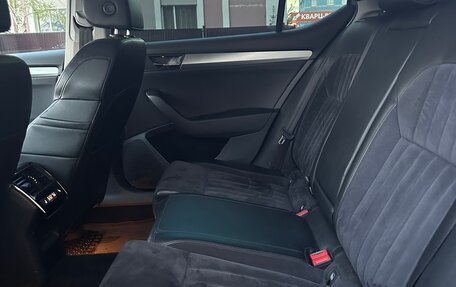 Skoda Superb III рестайлинг, 2017 год, 1 690 000 рублей, 6 фотография
