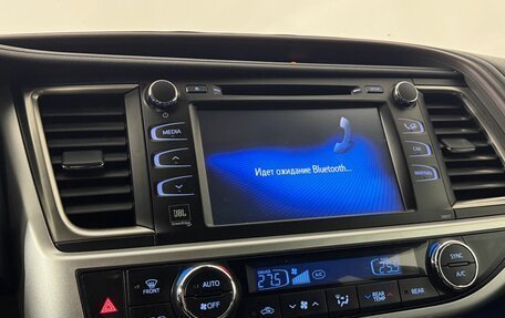 Toyota Highlander III, 2018 год, 3 850 000 рублей, 20 фотография