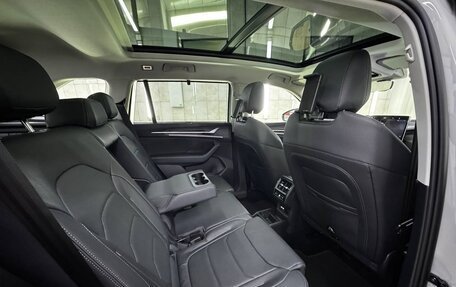 Skoda Kodiaq, 2025 год, 5 300 000 рублей, 9 фотография