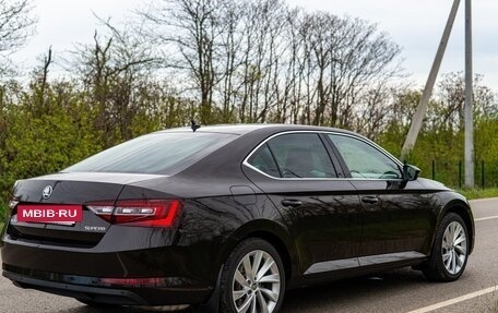 Skoda Superb III рестайлинг, 2017 год, 1 750 000 рублей, 5 фотография