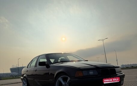 BMW 3 серия, 1992 год, 360 000 рублей, 1 фотография
