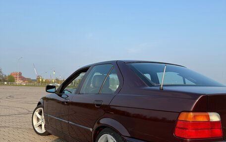 BMW 3 серия, 1992 год, 360 000 рублей, 2 фотография
