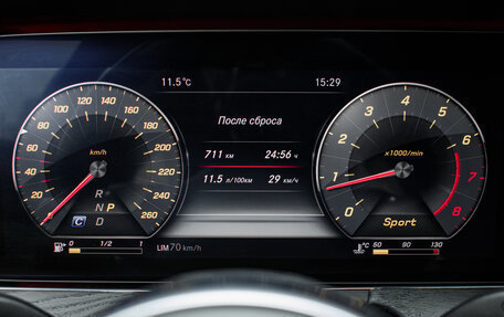 Mercedes-Benz E-Класс, 2018 год, 3 900 000 рублей, 15 фотография