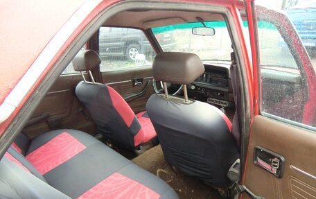 Mazda 929 LA4, 1978 год, 600 000 рублей, 12 фотография