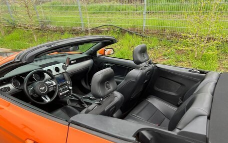 Ford Mustang VI рестайлинг, 2016 год, 2 680 000 рублей, 2 фотография
