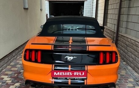 Ford Mustang VI рестайлинг, 2016 год, 2 680 000 рублей, 8 фотография