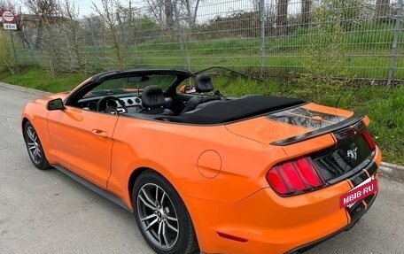 Ford Mustang VI рестайлинг, 2016 год, 2 680 000 рублей, 3 фотография