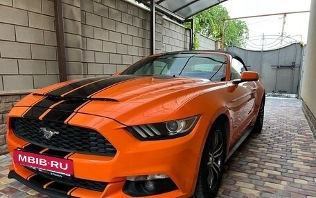 Ford Mustang VI рестайлинг, 2016 год, 2 680 000 рублей, 16 фотография
