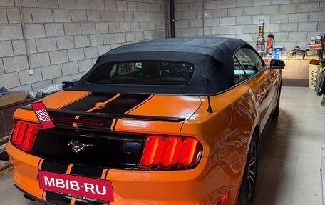 Ford Mustang VI рестайлинг, 2016 год, 2 680 000 рублей, 14 фотография