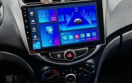 Hyundai Solaris II рестайлинг, 2012 год, 500 000 рублей, 11 фотография