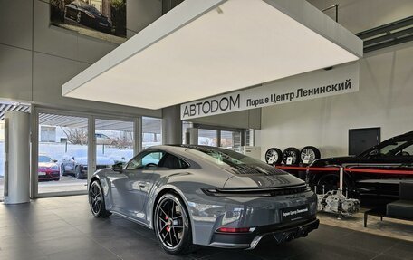Porsche 911, 2024 год, 32 890 000 рублей, 3 фотография