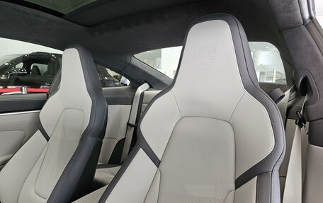 Porsche 911, 2024 год, 32 890 000 рублей, 9 фотография