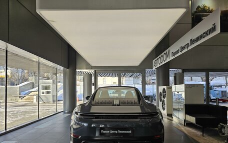 Porsche 911, 2024 год, 32 890 000 рублей, 6 фотография