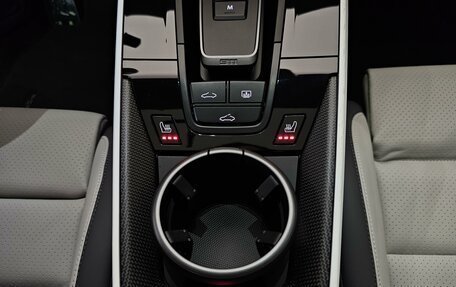 Porsche 911, 2024 год, 32 890 000 рублей, 22 фотография