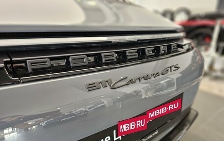 Porsche 911, 2024 год, 32 890 000 рублей, 40 фотография