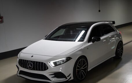 Mercedes-Benz A-Класс, 2018 год, 2 500 000 рублей, 7 фотография