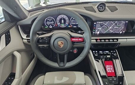 Porsche 911, 2024 год, 32 890 000 рублей, 35 фотография