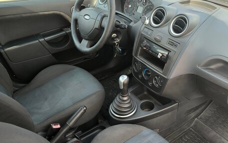 Ford Fiesta, 2006 год, 350 000 рублей, 12 фотография