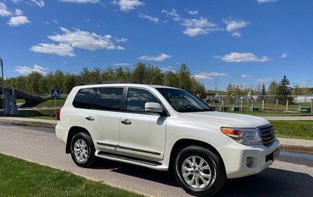 Toyota Land Cruiser 200, 2014 год, 4 490 000 рублей, 8 фотография