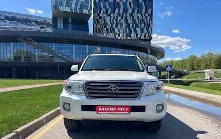 Toyota Land Cruiser 200, 2014 год, 4 490 000 рублей, 2 фотография