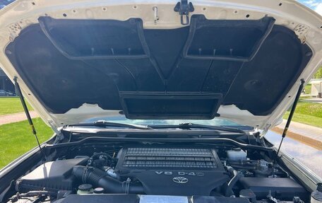 Toyota Land Cruiser 200, 2014 год, 4 490 000 рублей, 19 фотография