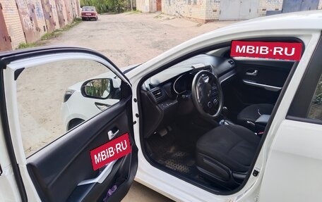 KIA Rio III рестайлинг, 2014 год, 930 000 рублей, 2 фотография