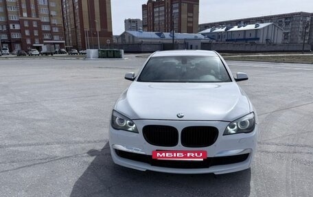BMW 7 серия, 2012 год, 3 000 000 рублей, 2 фотография