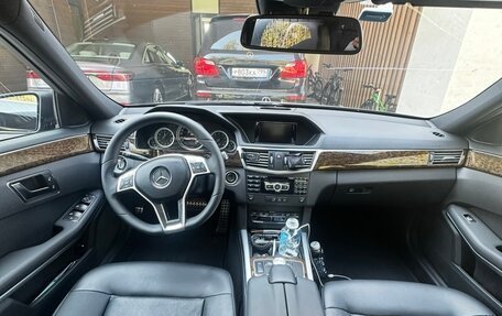 Mercedes-Benz E-Класс, 2012 год, 2 100 000 рублей, 15 фотография