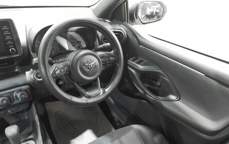 Toyota Yaris, 2020 год, 1 469 000 рублей, 10 фотография