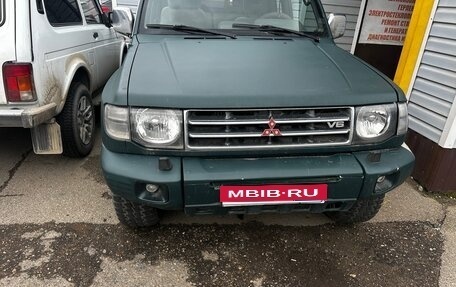 Mitsubishi Pajero III рестайлинг, 1998 год, 400 000 рублей, 1 фотография