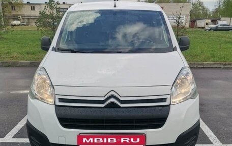 Citroen Berlingo II рестайлинг, 2018 год, 980 000 рублей, 2 фотография