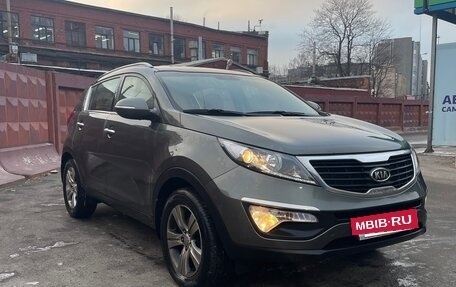 KIA Sportage III, 2010 год, 1 050 000 рублей, 2 фотография