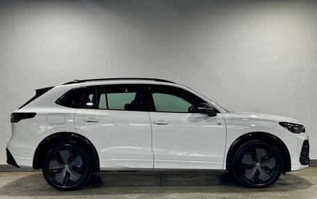 Volkswagen Tiguan, 2025 год, 4 890 000 рублей, 6 фотография