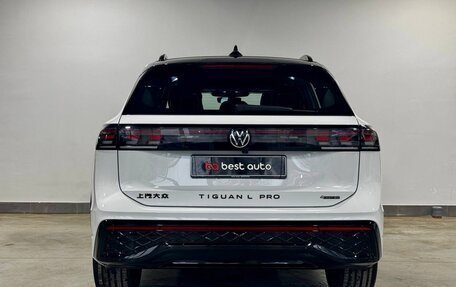 Volkswagen Tiguan, 2025 год, 4 890 000 рублей, 8 фотография
