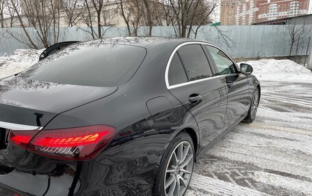 Mercedes-Benz E-Класс, 2022 год, 4 100 000 рублей, 17 фотография