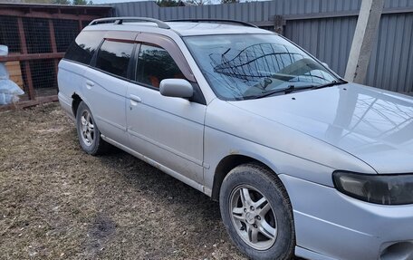 Nissan Avenir II, 2002 год, 350 000 рублей, 2 фотография