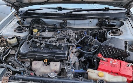 Nissan Avenir II, 2002 год, 350 000 рублей, 7 фотография