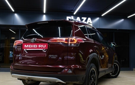Toyota RAV4, 2017 год, 2 679 000 рублей, 6 фотография