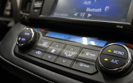Toyota RAV4, 2017 год, 2 679 000 рублей, 22 фотография