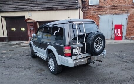 Mitsubishi Pajero III рестайлинг, 1991 год, 625 000 рублей, 12 фотография