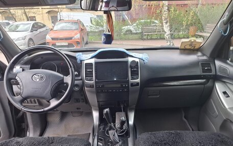 Toyota Land Cruiser Prado 120 рестайлинг, 2008 год, 2 050 000 рублей, 2 фотография