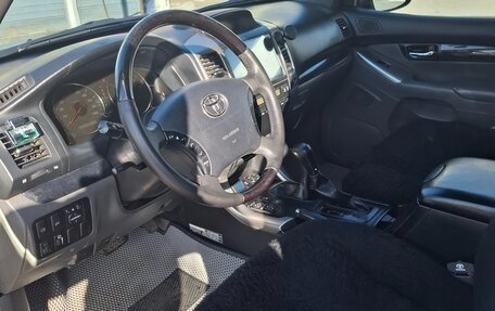Toyota Land Cruiser Prado 120 рестайлинг, 2008 год, 2 050 000 рублей, 13 фотография