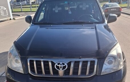 Toyota Land Cruiser Prado 120 рестайлинг, 2008 год, 2 050 000 рублей, 21 фотография