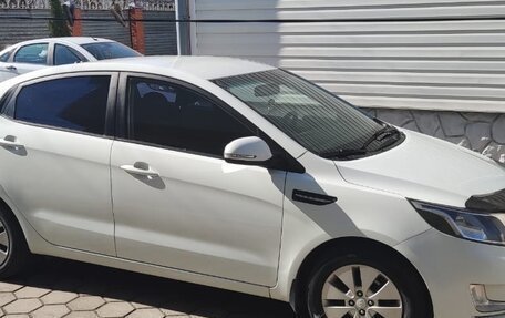 KIA Rio III рестайлинг, 2012 год, 860 000 рублей, 2 фотография