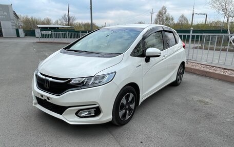 Honda Fit III, 2018 год, 1 590 000 рублей, 3 фотография