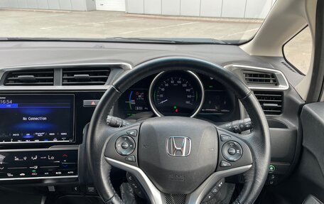 Honda Fit III, 2018 год, 1 590 000 рублей, 13 фотография