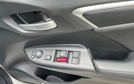 Honda Fit III, 2018 год, 1 590 000 рублей, 19 фотография