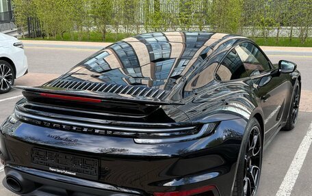 Porsche 911, 2023 год, 32 500 000 рублей, 8 фотография