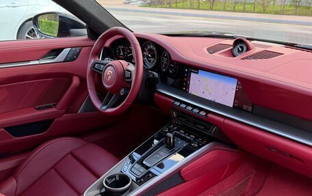 Porsche 911, 2023 год, 32 500 000 рублей, 35 фотография